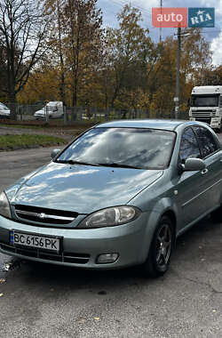 Хэтчбек Chevrolet Lacetti 2004 в Львове
