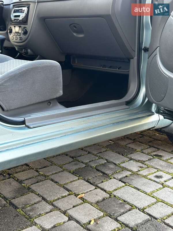 Хэтчбек Chevrolet Lacetti 2004 в Львове