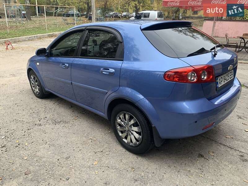 Хэтчбек Chevrolet Lacetti 2005 в Запорожье фото 2 Хэтчбек Chevrolet Lacetti 2005 в Запорожье