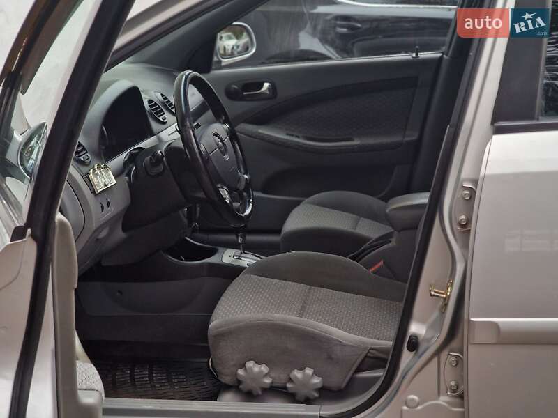 Хэтчбек Chevrolet Lacetti 2005 в Одессе фото 43 Хэтчбек Chevrolet Lacetti 2005 в Одессе