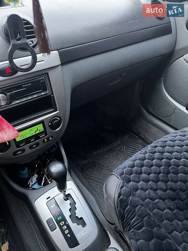 Хэтчбек Chevrolet Lacetti 2008 в Харькове
