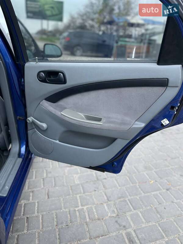 Хэтчбек Chevrolet Lacetti 2007 в Одессе фото 2 Хэтчбек Chevrolet Lacetti 2007 в Одессе