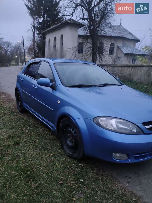 Хэтчбек Chevrolet Lacetti 2005 в Тлумаче фото 4 Хэтчбек Chevrolet Lacetti 2005 в Тлумаче