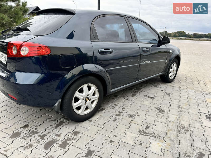 Хэтчбек Chevrolet Lacetti 2007 в Виннице