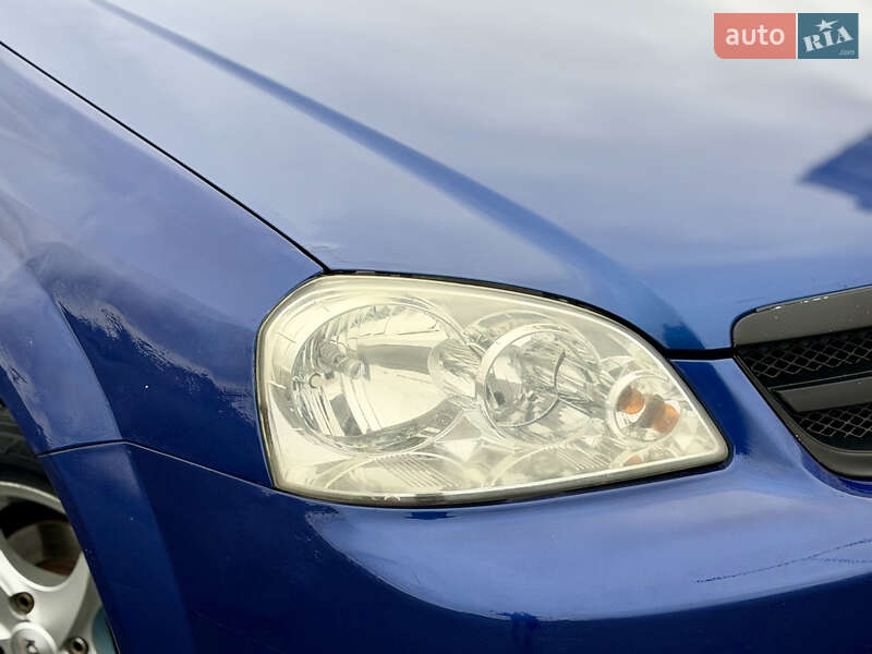 Седан Chevrolet Lacetti 2008 в Виннице