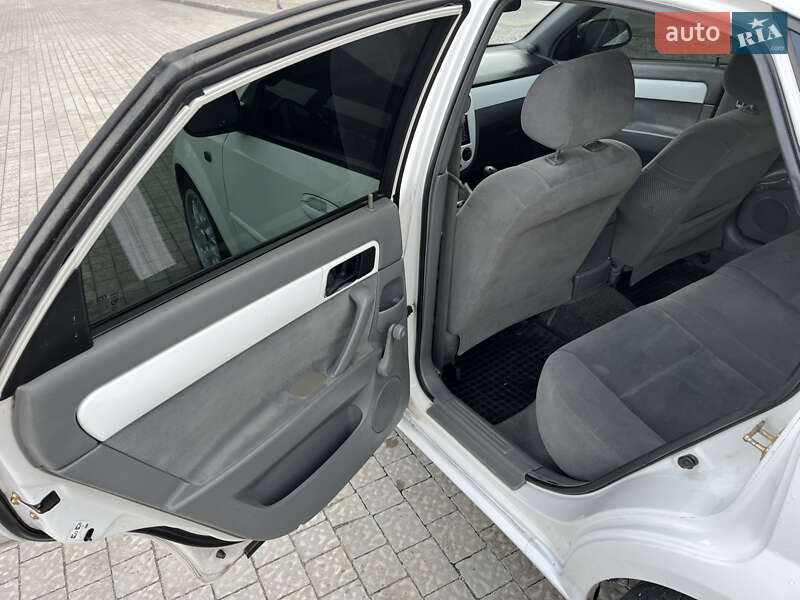 Седан Chevrolet Lacetti 2006 в Запорожье фото 14 Седан Chevrolet Lacetti 2006 в Запорожье