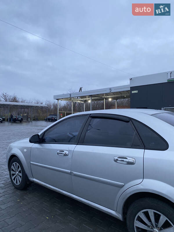 Седан Chevrolet Lacetti 2005 в Гадяче