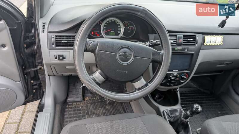 Седан Chevrolet Lacetti 2005 в Киеве