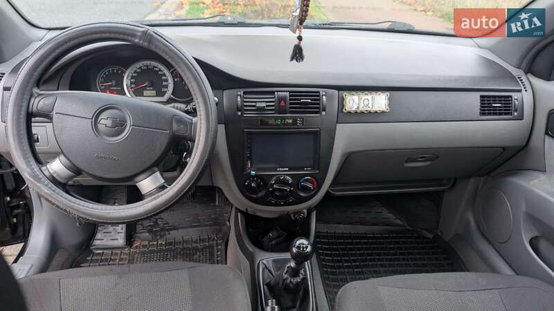 Седан Chevrolet Lacetti 2005 в Киеве