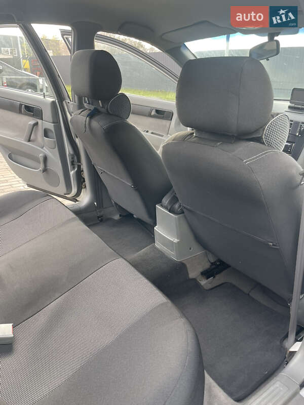 Седан Chevrolet Lacetti 2006 в Киеве фото 11 Седан Chevrolet Lacetti 2006 в Киеве