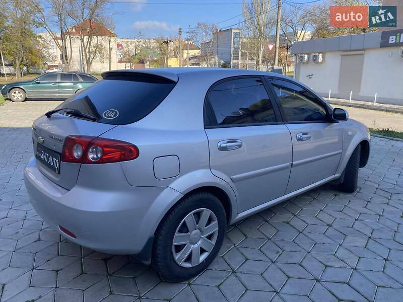 Хэтчбек Chevrolet Lacetti 2007 в Николаеве фото 9 Хэтчбек Chevrolet Lacetti 2007 в Николаеве