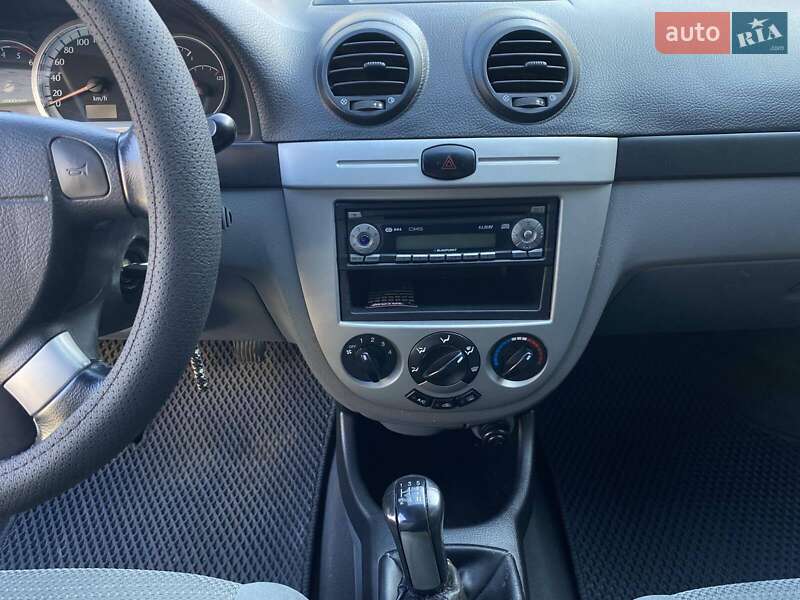 Хэтчбек Chevrolet Lacetti 2007 в Николаеве фото 31 Хэтчбек Chevrolet Lacetti 2007 в Николаеве