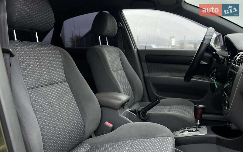 Седан Chevrolet Lacetti 2004 в Мукачевому фото 17 Седан Chevrolet Lacetti 2004 в Мукачевому