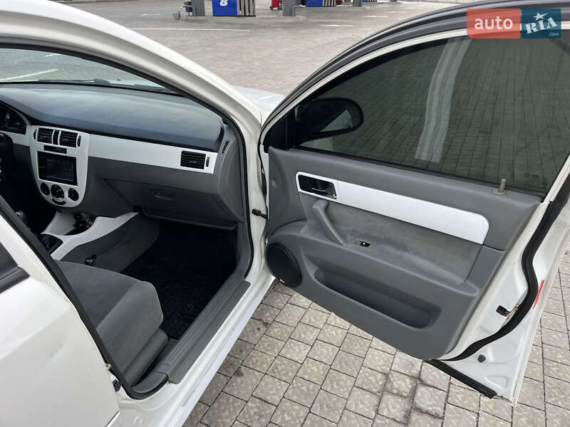 Седан Chevrolet Lacetti 2006 в Запорожье фото 14 Седан Chevrolet Lacetti 2006 в Запорожье
