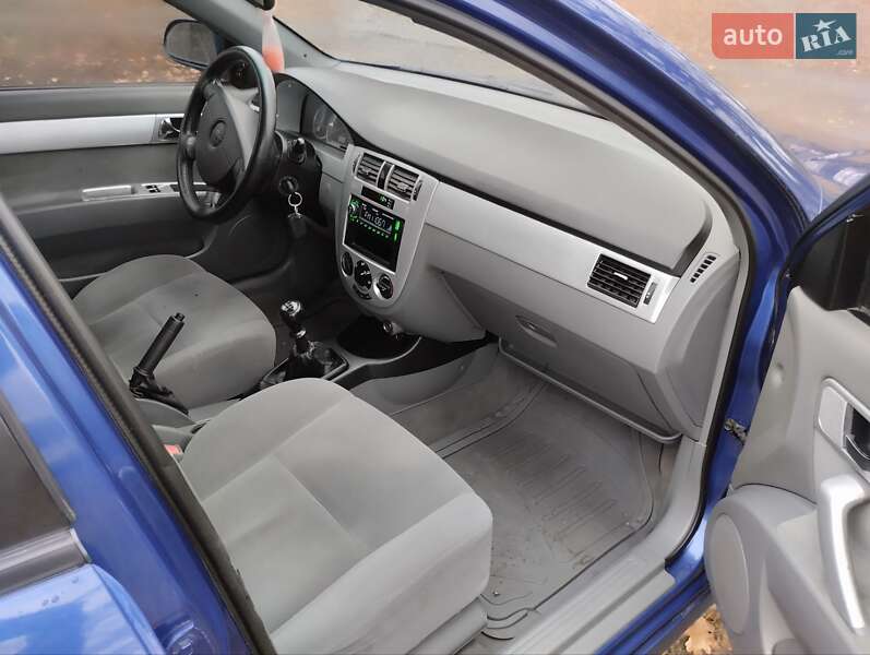 Седан Chevrolet Lacetti 2005 в Лубнах