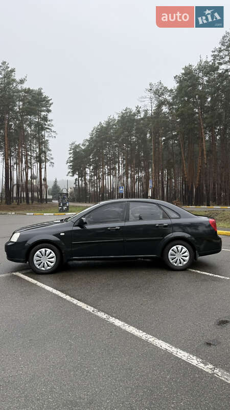 Седан Chevrolet Lacetti 2005 в Киеве