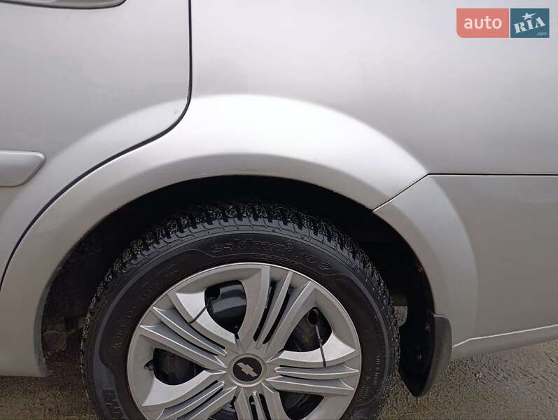 Универсал Chevrolet Lacetti 2006 в Киеве фото 8 Универсал Chevrolet Lacetti 2006 в Киеве