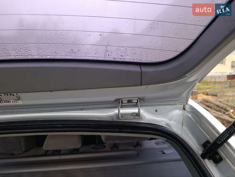 Универсал Chevrolet Lacetti 2006 в Киеве фото 43 Универсал Chevrolet Lacetti 2006 в Киеве