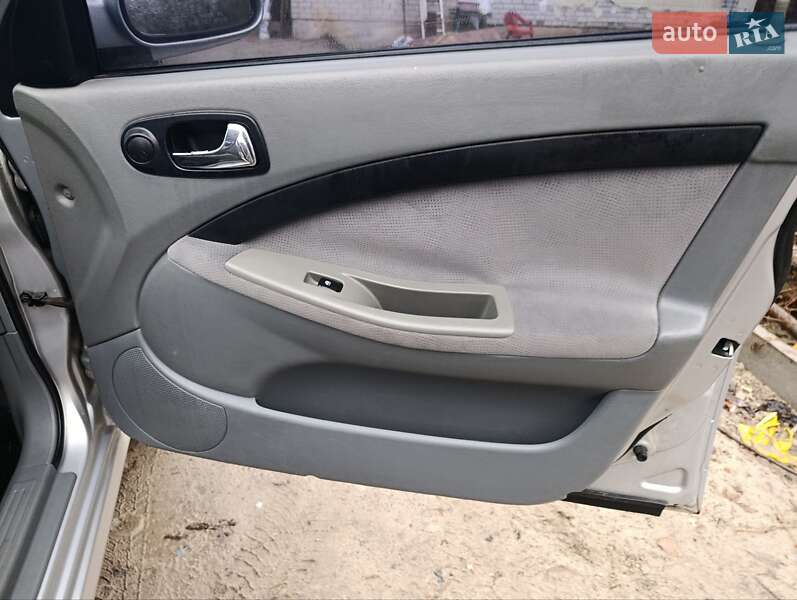 Универсал Chevrolet Lacetti 2006 в Киеве фото 56 Универсал Chevrolet Lacetti 2006 в Киеве