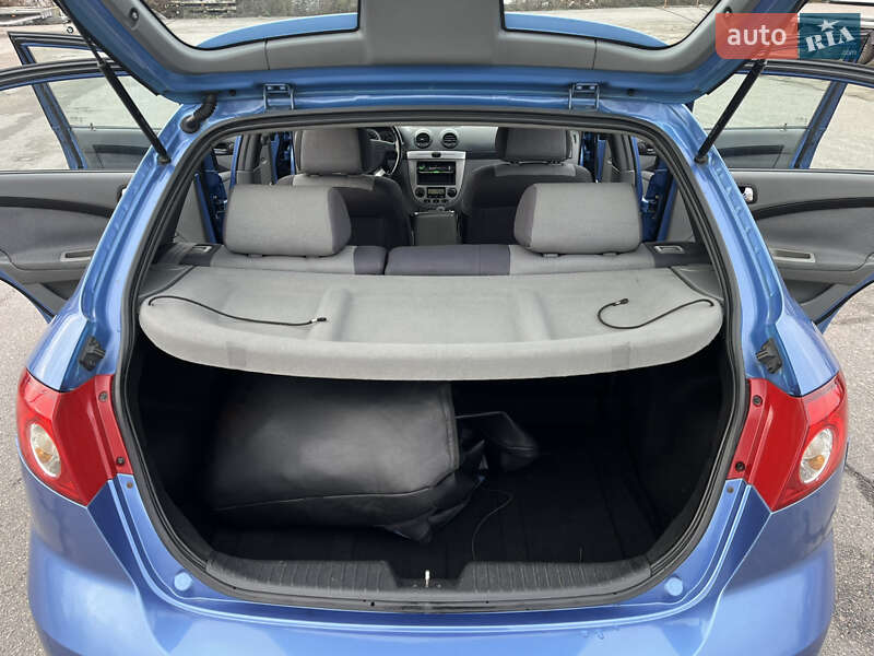 Хэтчбек Chevrolet Lacetti 2006 в Белой Церкви