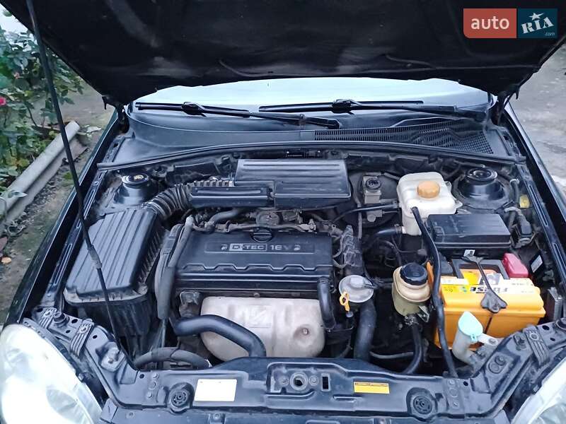 Седан Chevrolet Lacetti 2004 в Чугуеве фото 7 Седан Chevrolet Lacetti 2004 в Чугуеве