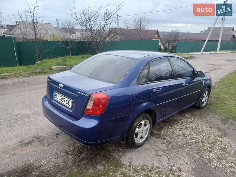 Седан Chevrolet Lacetti 2004 в Первомайске