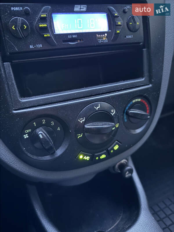 Седан Chevrolet Lacetti 2007 в Чернигове