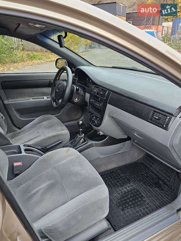 Седан Chevrolet Lacetti 2007 в Киеве