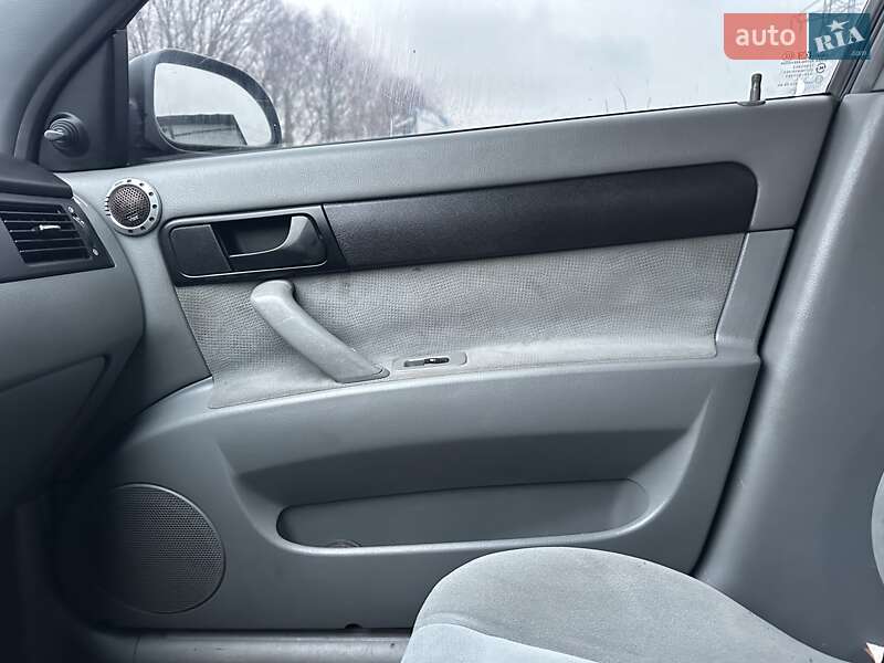 Седан Chevrolet Lacetti 2005 в Хмельницком фото 28 Седан Chevrolet Lacetti 2005 в Хмельницком