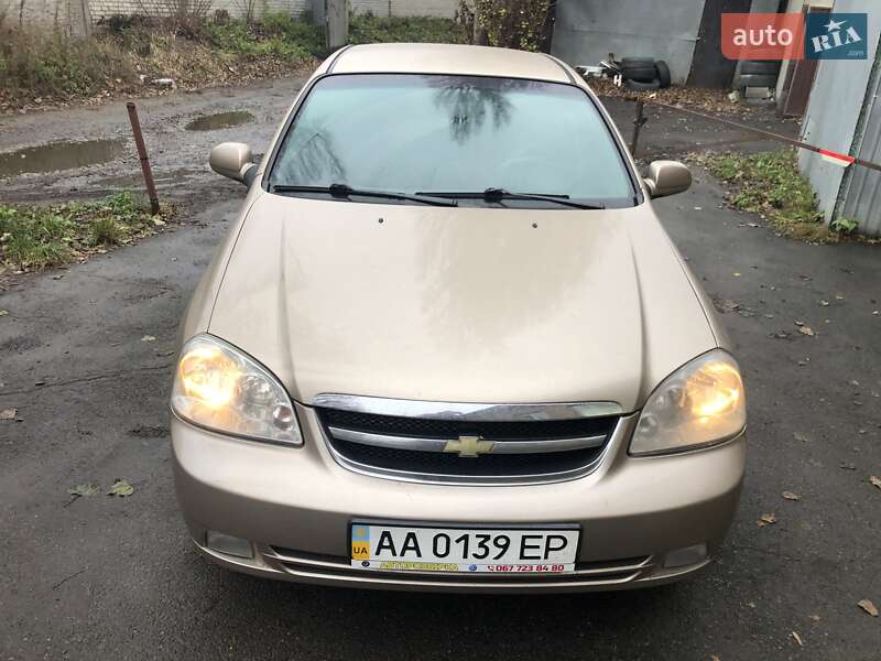 Седан Chevrolet Lacetti 2007 в Киеве