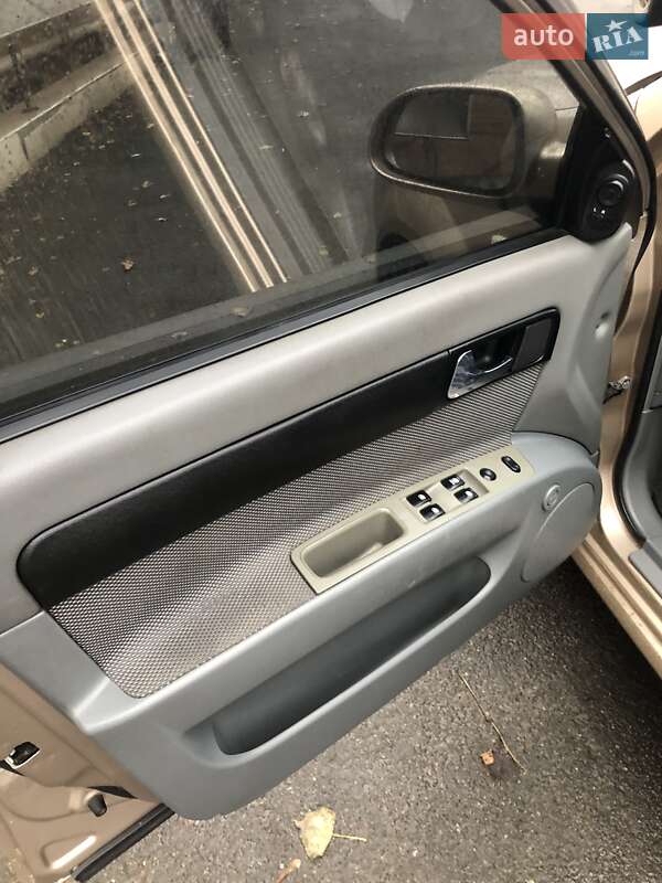 Седан Chevrolet Lacetti 2007 в Киеве