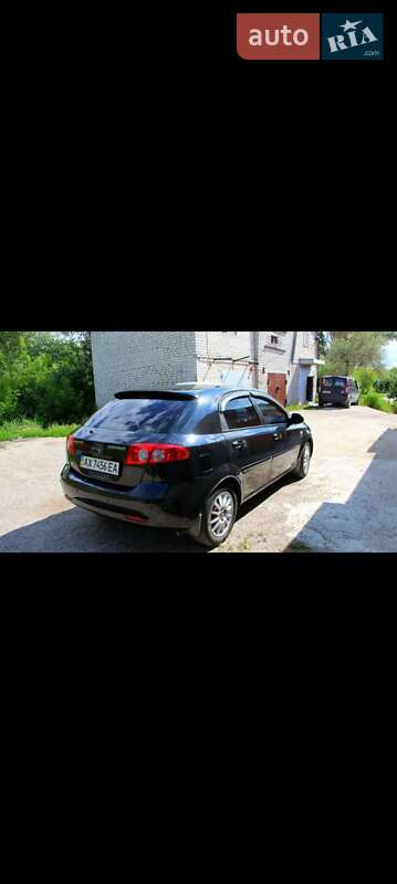Хэтчбек Chevrolet Lacetti 2006 в Балаклее