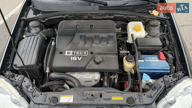 Седан Chevrolet Lacetti 2006 в Николаеве