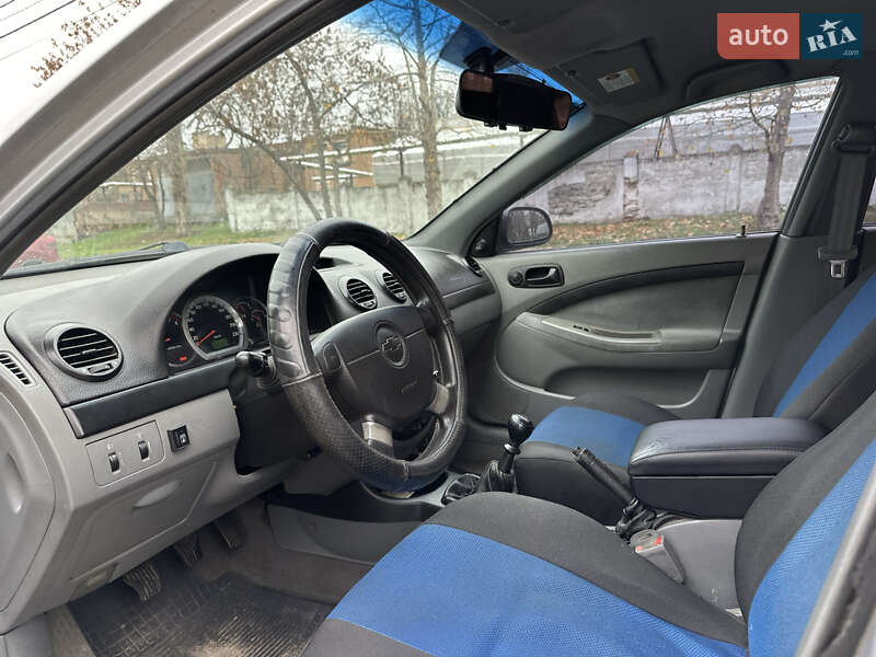Хэтчбек Chevrolet Lacetti 2005 в Николаеве