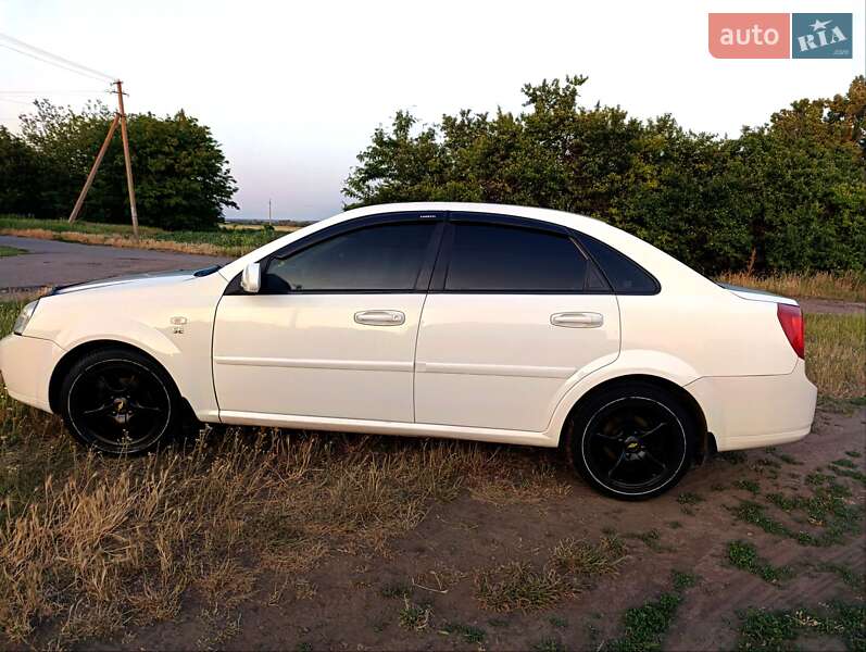 Chevrolet Lacetti 2012