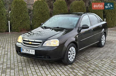 Седан Chevrolet Lacetti 2004 в Львове