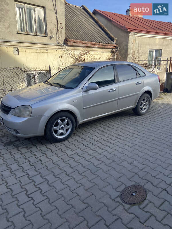 Chevrolet Lacetti 2005