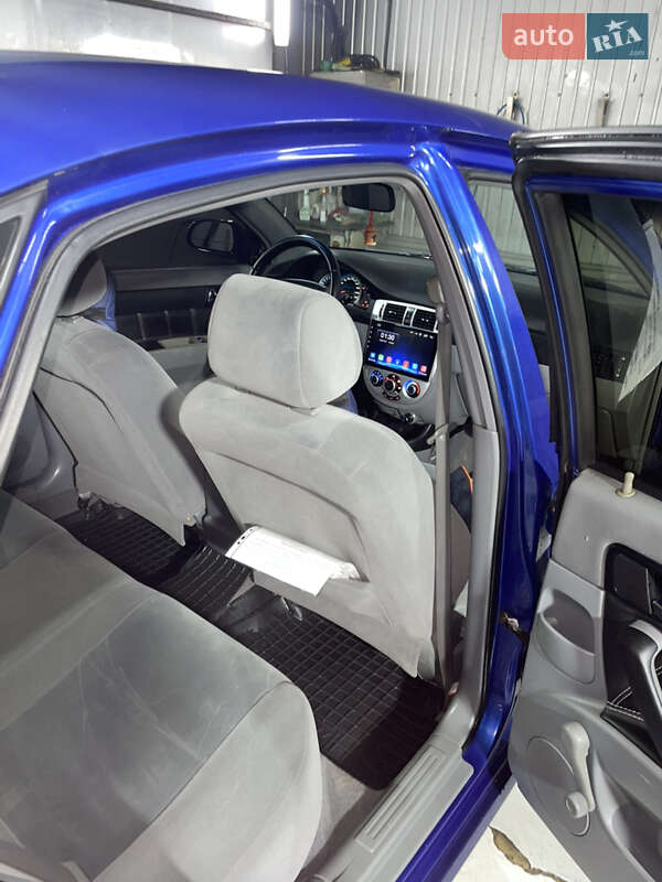 Седан Chevrolet Lacetti 2006 в Києві