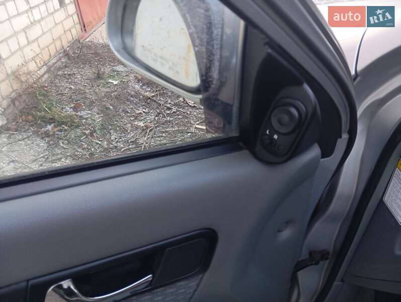 Седан Chevrolet Lacetti 2004 в Харкові