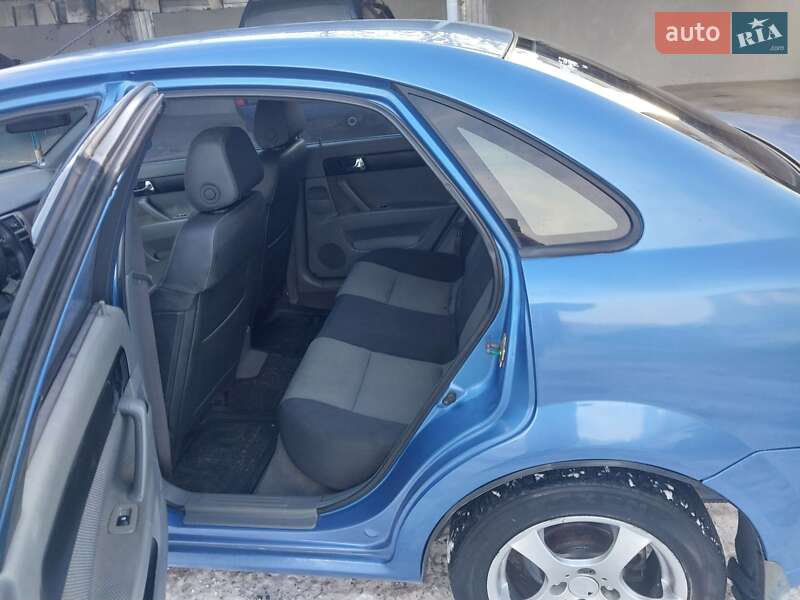 Седан Chevrolet Lacetti 2006 в Миколаєві