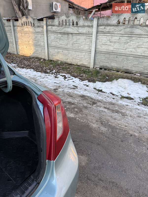 Седан Chevrolet Lacetti 2005 в Черновцах фото 43 Седан Chevrolet Lacetti 2005 в Черновцах