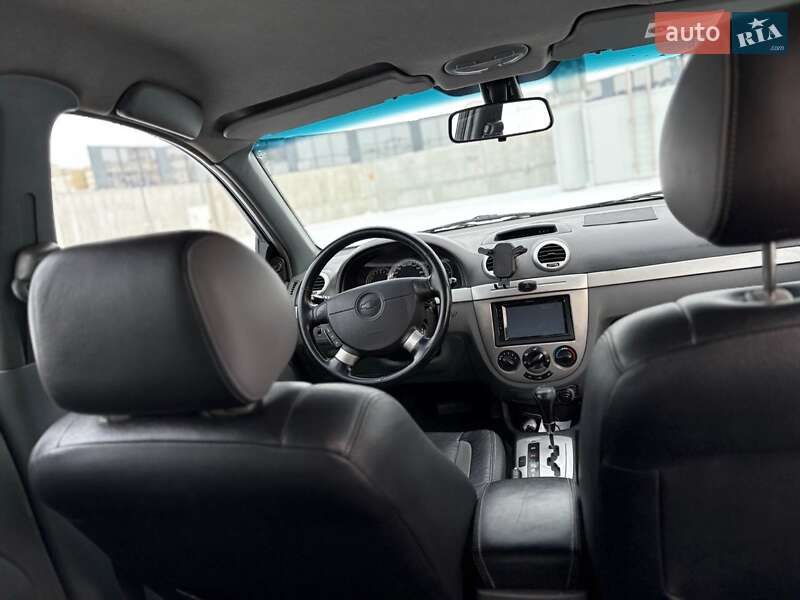 Хетчбек Chevrolet Lacetti 2007 в Києві фото 11 Хетчбек Chevrolet Lacetti 2007 в Києві