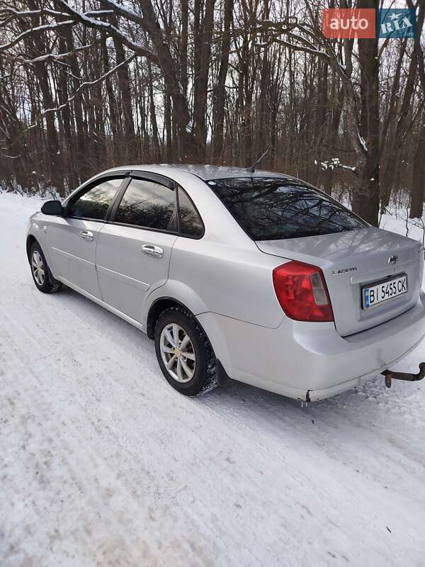 Седан Chevrolet Lacetti 2005 в Гадяче