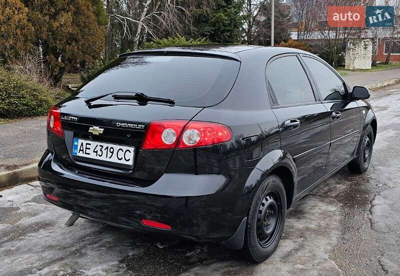 Хэтчбек Chevrolet Lacetti 2005 в Никополе фото 4 Хэтчбек Chevrolet Lacetti 2005 в Никополе