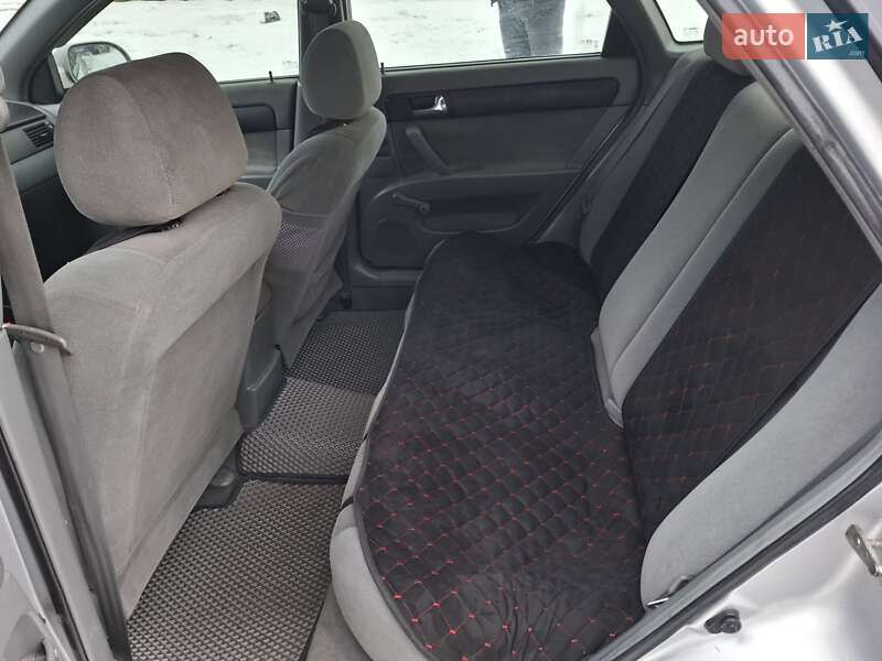 Седан Chevrolet Lacetti 2008 в Змиеве