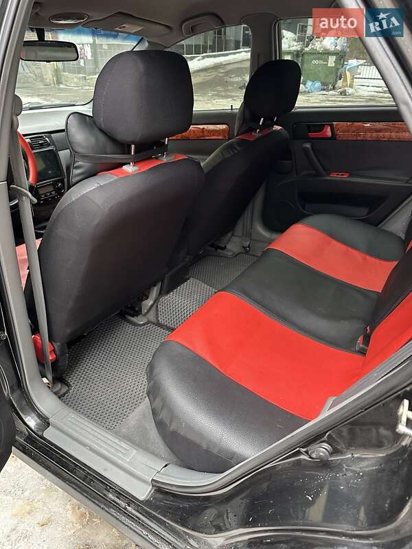 Седан Chevrolet Lacetti 2008 в Киеве