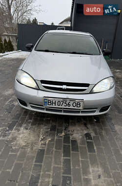 Хэтчбек Chevrolet Lacetti 2005 в Подольске