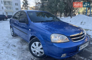 Седан Chevrolet Lacetti 2005 в Ровно