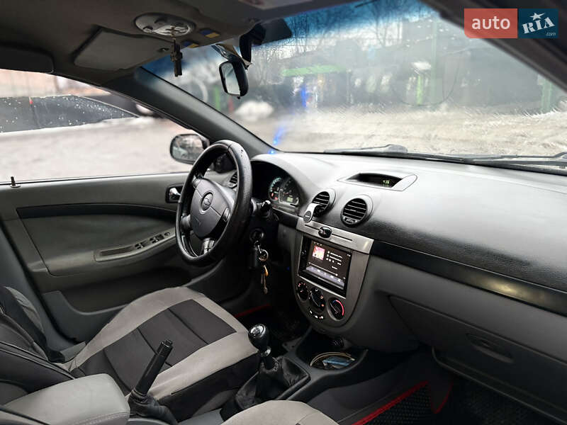 Хэтчбек Chevrolet Lacetti 2005 в Запорожье