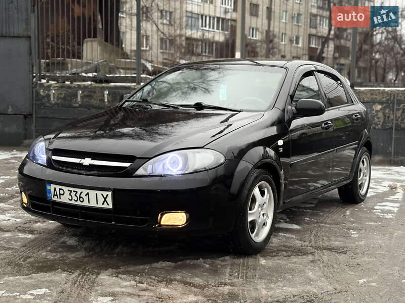 Хэтчбек Chevrolet Lacetti 2005 в Запорожье